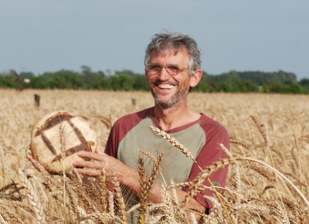 Didier Findinier, agriculteur à Campagne-lès-Boulonnais dans le Pas-de-Calais, a joué un rôle clé dans la structuration d'une filière régionale de farines de blés anciens.